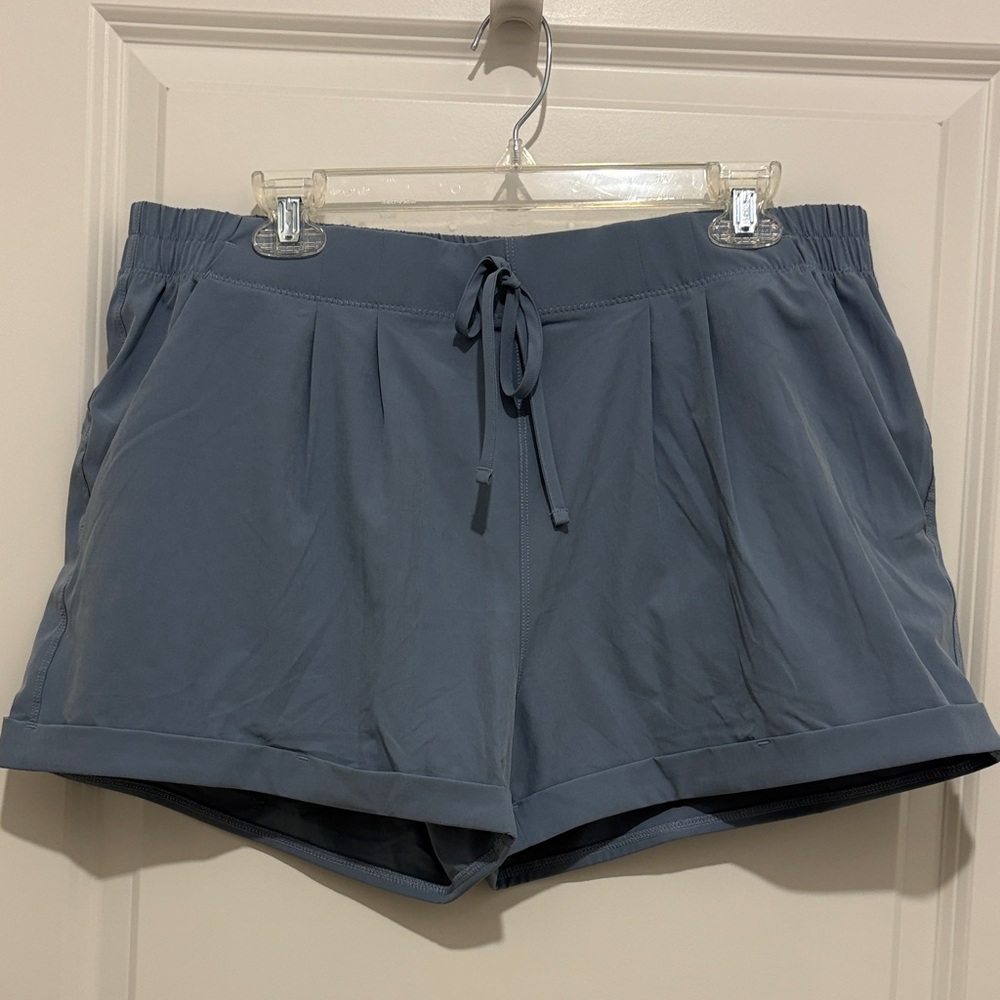 ZYIA Summer Shorts XL EUC